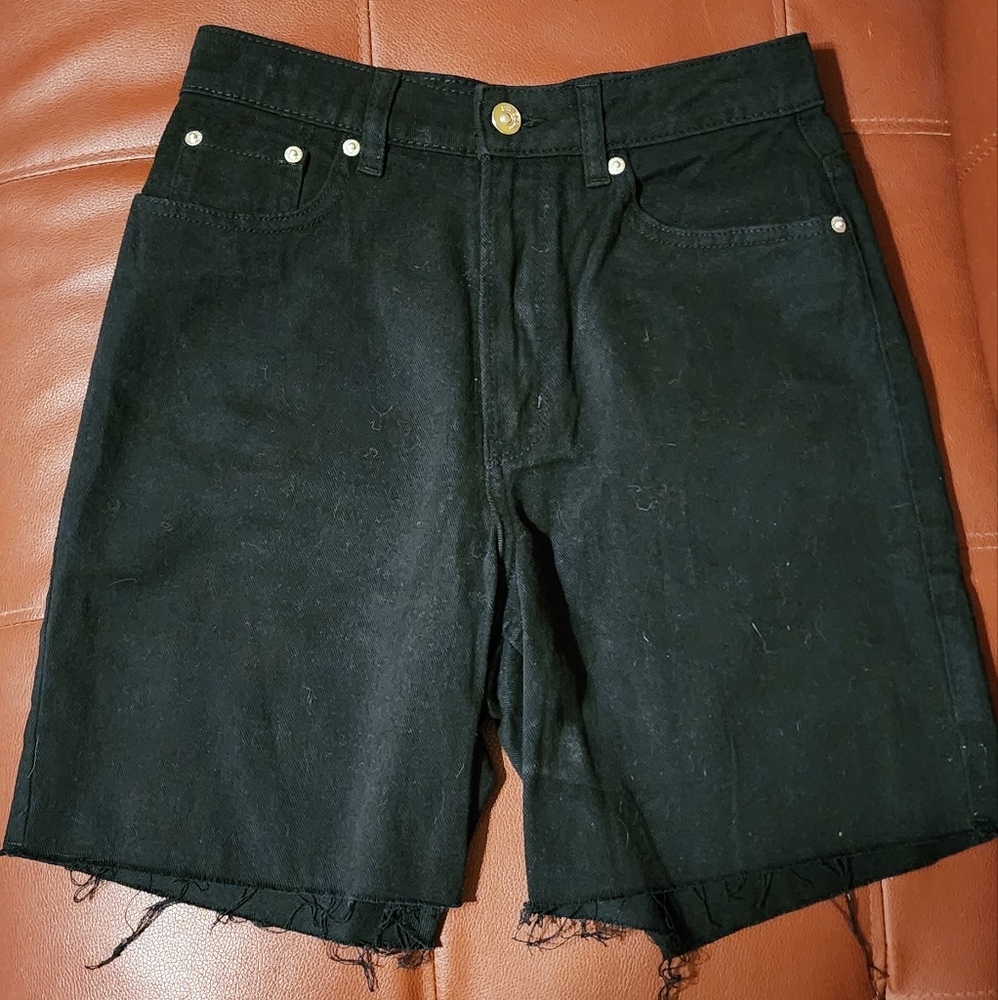 Divided by H&M jean shorts sz 4. #325